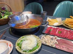 -由衷贵州酸汤牛肉火锅(新桥店)