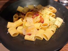 -Carbon莫卡哆·意大利复古集市餐厅(杭州大厦店)