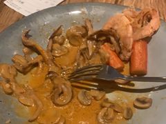 -玛格萝妮(汇智国际商业中心店)