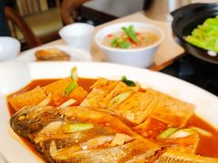 -小船渔村•大连菜•大连焖鱼(黄河路店)