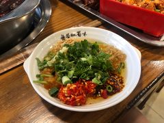 -碟滋味牛肉串串香火锅(田盛街店)