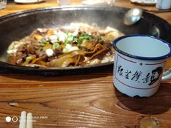 -咱屯子铁锅炖直营店(南湖大路店)