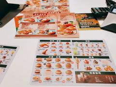 -德克士(绿地店)