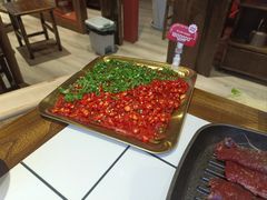 -热火朝天鲜切牛肉火锅(南强街巷店)