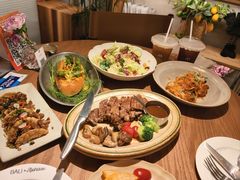 -芭莉与彩虹西餐厅(成都合生汇店)