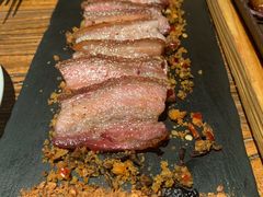 烤脆皮猪肉-中8楼风尚云南菜(颐堤港店)