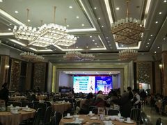 大堂-轩记海鲜餐厅·四十五年老字号·经典粤菜(西区彩虹店)