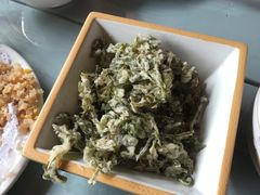 炸花椒芽-北京水岸山吧度假村(雁栖镇店)