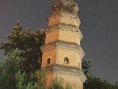 -宝庆寺塔