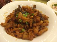 -山明水秀大饭店