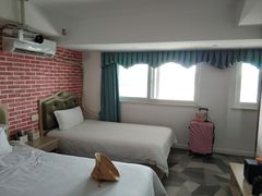 豪华双人间-轻住·悦享酒店(成都太平园地铁站店)