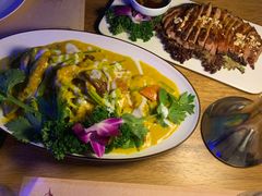 -暹罗酒肆泰餐厅酒吧