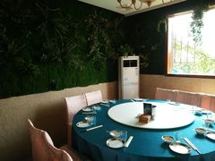 包厢-万小金辣椒炒肉(三经路店)