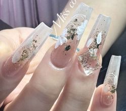 -蜜丝卡伦美甲美睫半永久