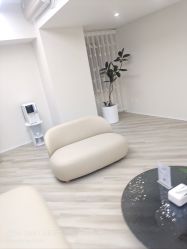 -HEYAN荷妍专业脱毛连锁机构