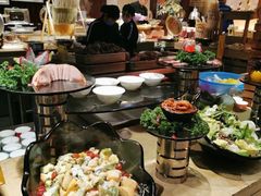 自助取餐区-鸿腾国际大酒店-海鲜姿造海鲜烤肉自助餐