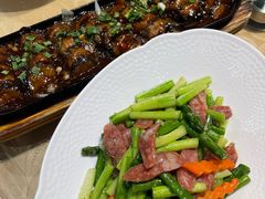 -瓦国小镇·果木烤鸭·融合菜(西口店)