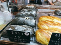 墨鱼芝士-仙峰天然面包(迎宾路店)