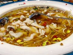 招牌主打水煮鱼-渝乡辣婆婆·川菜 水煮鱼(中山西路店)