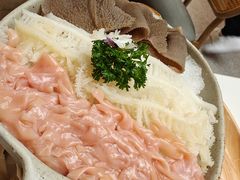 -左庭右院鲜牛肉火锅(南通CBD大有境店)