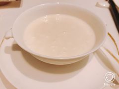 生磨蛋白杏仁茶-金轩中餐厅 Jin Xuan(浦东丽思卡尔顿酒店)