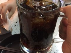 梅子可樂-串嘴爸爸