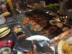 -马路牙子烧烤音乐酒馆(望京店)