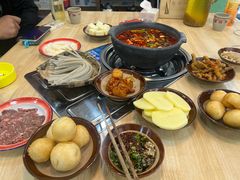 -钱摊摊安顺夺夺粉火锅(宏大广场店)