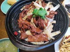 葱爆牛肉-粗茶淡饭·隐庐私厨(东亭店)