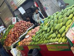-曼阁市场水果批发市场