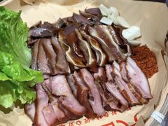 -六合居·明厨亮灶餐厅(成双大道店)