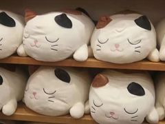 -名创优品(北京新中关购物中心地铁层店)