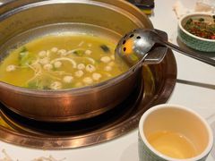 -润园四季椰子鸡火锅(卓越INTOWN店)