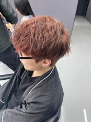 -宫铭烫发染发接发店