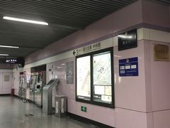 -四川北路(地铁站)