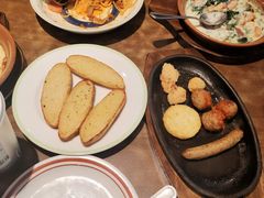 蒜香烤面包-萨莉亚意式餐厅(南京环亚凯瑟琳广场店)