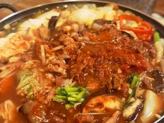 八爪鱼牛肉锅-东吉馆韩式餐厅(八经街总店)