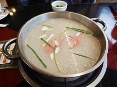 -老石黑山羊毛驴肉火锅(金凯广场店)