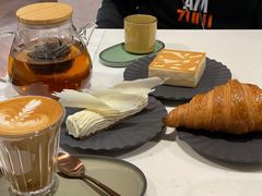 可颂-潮一不贰·法式甜品·生日蛋糕·西式简餐(外滩店)