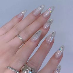 -悦指间美甲美睫