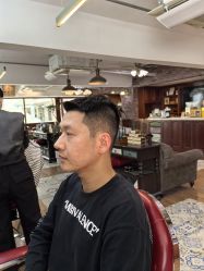 -BarberKiNG男士理发馆Barbershop