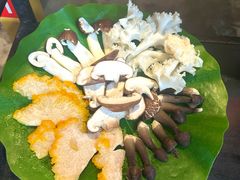 -钢管厂五区小郡肝串串香火锅(梅川路店)