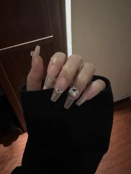 -晨·艺美甲美睫