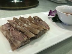 -梅龙镇酒家(南京西路总店)