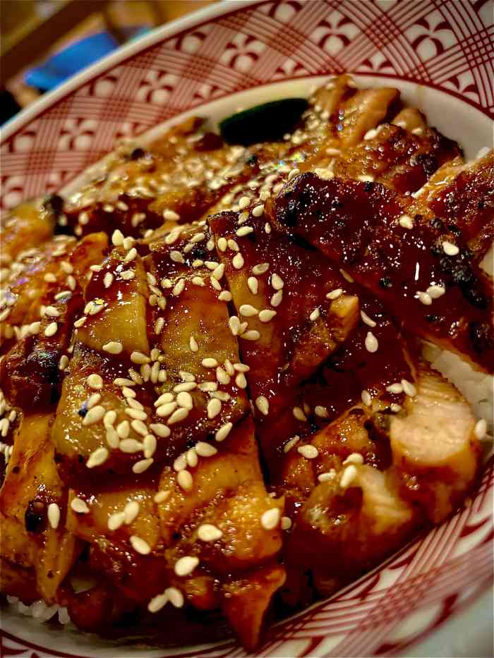鲇美大碗丼日式烧肉饭-"无意间吃到这家牛丼饭,哇塞,是真的好吃,.