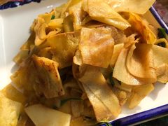 -亲回家吃饭餐厅(黄陂店)