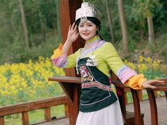 -高荡千年布依古寨旅游景区