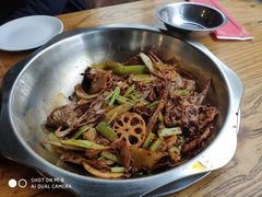 主打的干锅鸭头-安诚居干锅鸭头(八角店)