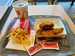 -麦当劳(保利广场店)
