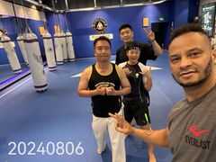-EVOLUTION健身(麦凯乐店)